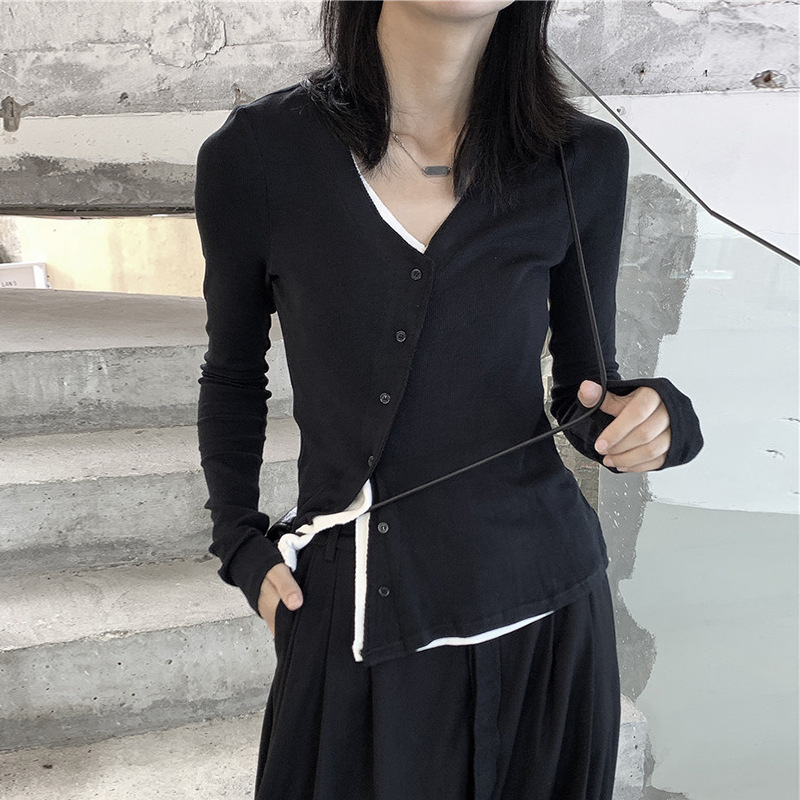 女士秋冬暗黑假兩件V領顯瘦針織長袖T恤