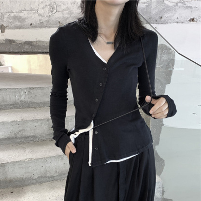 女士秋冬暗黑假兩件V領顯瘦針織長袖T恤