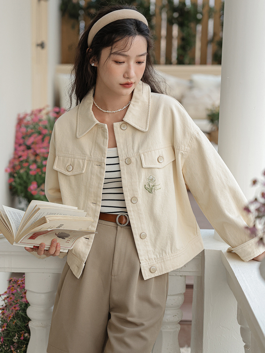 女士春秋小花刺繡短款夾克牛仔外套