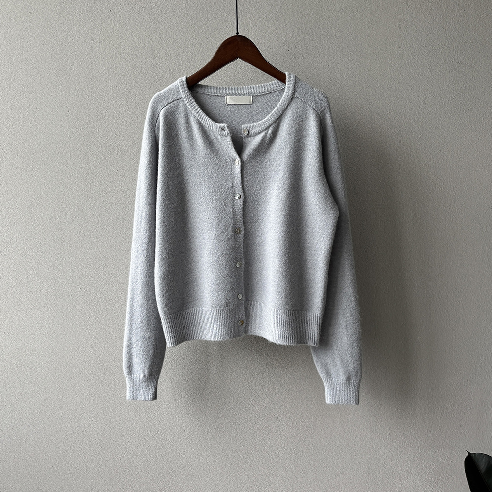 女士秋冬韓系多色圓領針織開衫