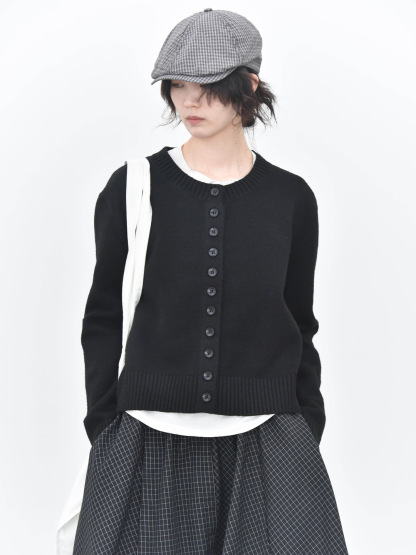 女士冬季簡約多釦設計羊毛開衫