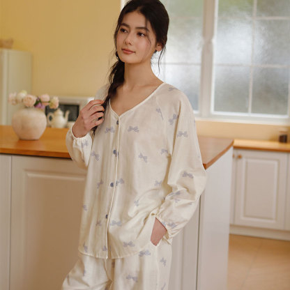 女無領長袖蝴蝶結印花睡衣套裝