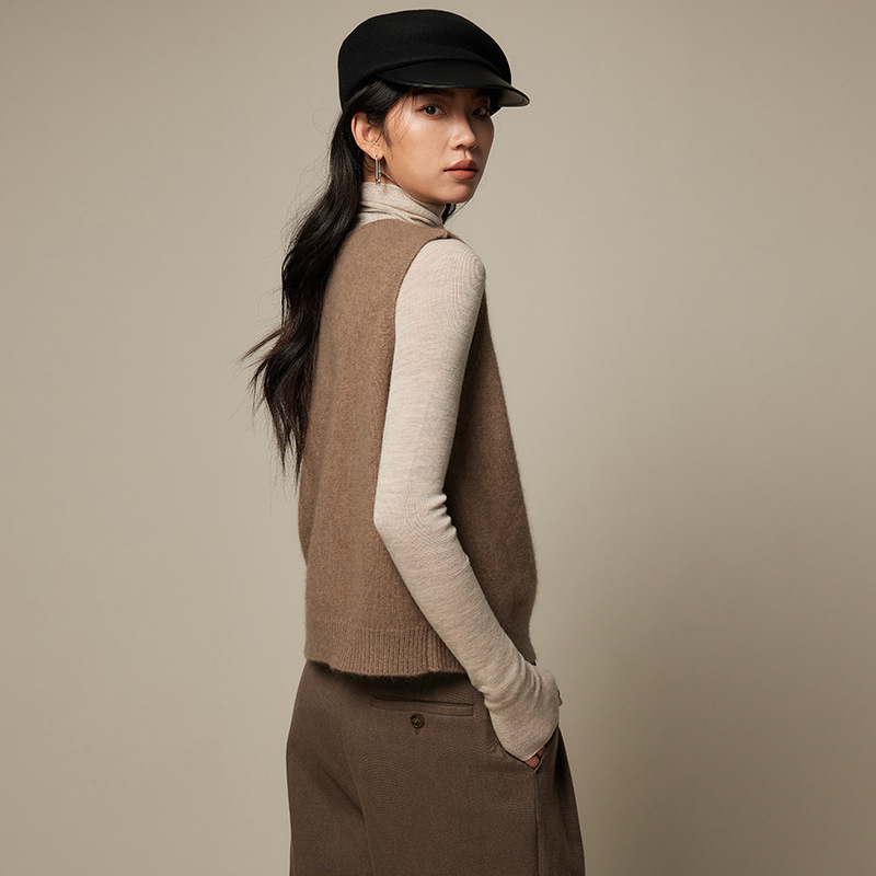 女士秋冬浣熊絨單排扣針織馬甲