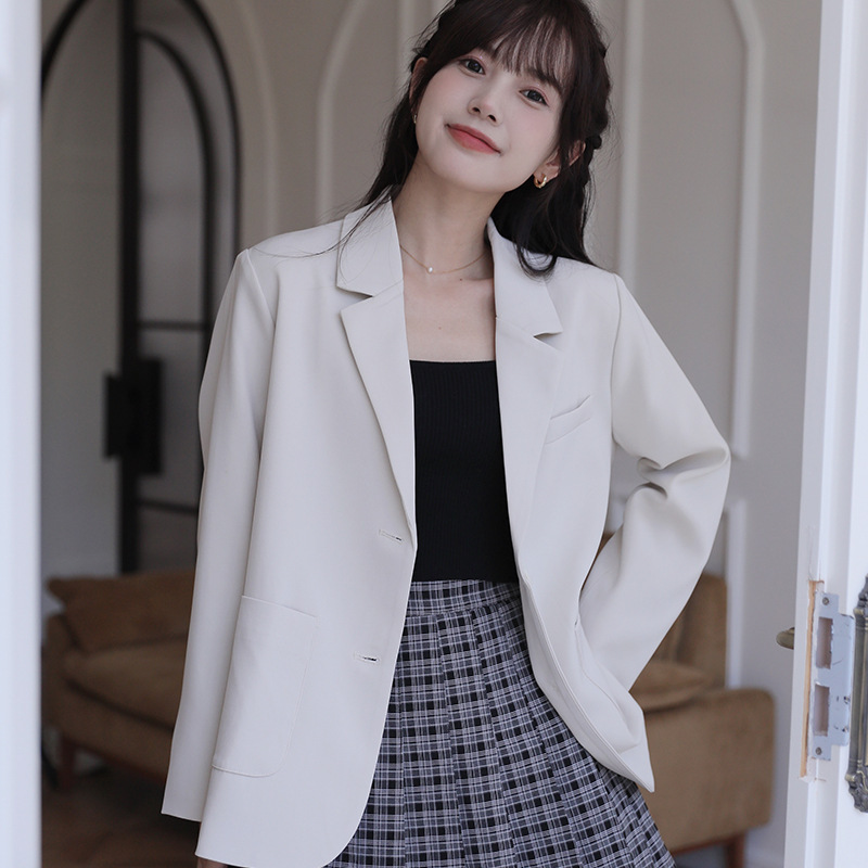 女春韓系淨色小西裝外套