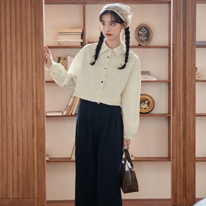 女士秋冬刺繡純色杏色長袖襯衫