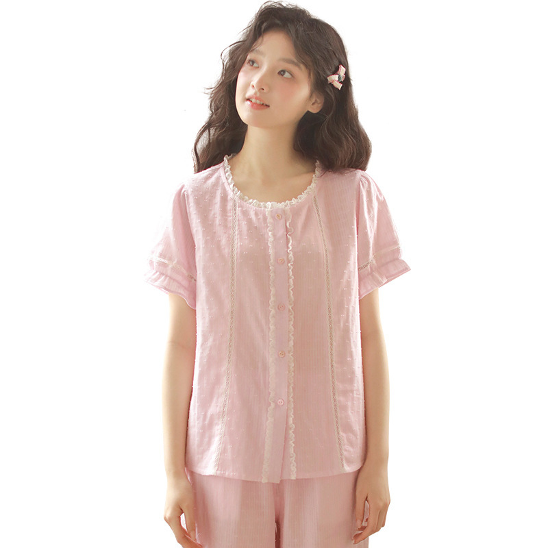 女款棉紗剪花蕾絲紐扣圓領短袖睡衣套裝