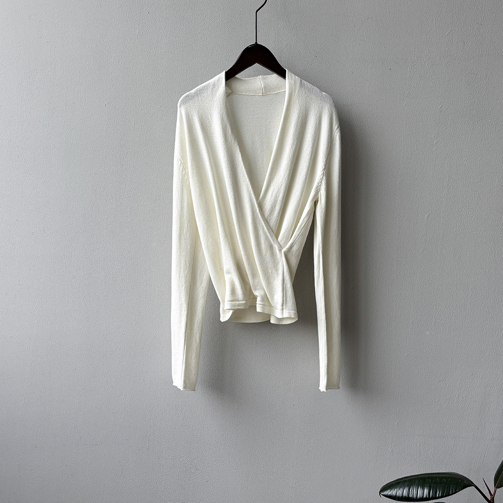 女士秋季法式交叉V領長袖針織衫