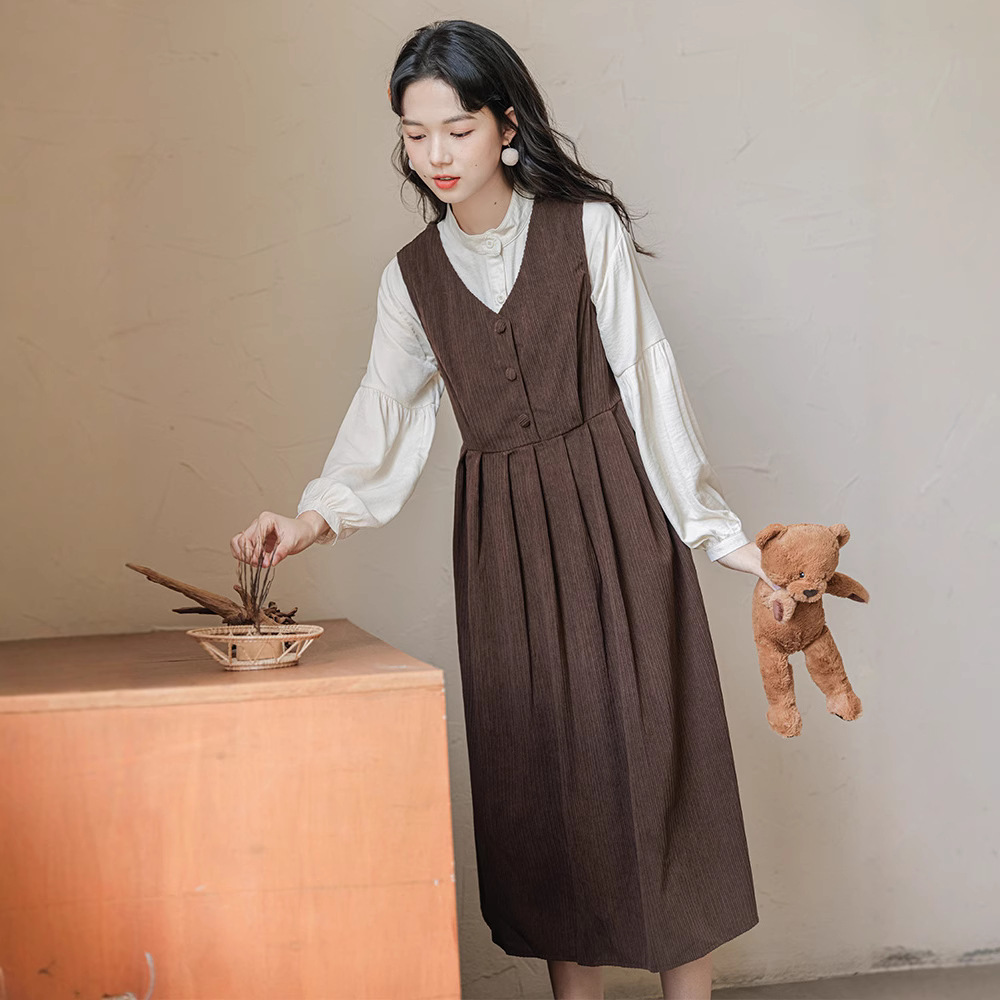 女士秋冬燈芯絨無袖V領背帶連衣裙+長袖襯衫