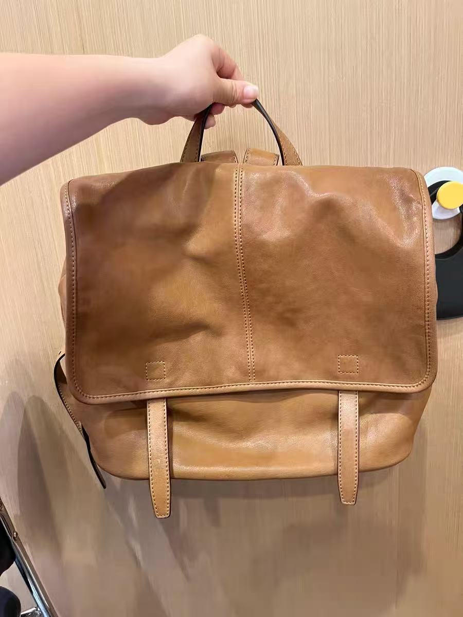 小衆大容量植鞣皮雙肩包