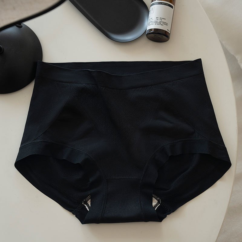 女無縫超彈大碼提臀桑蠶絲內褲