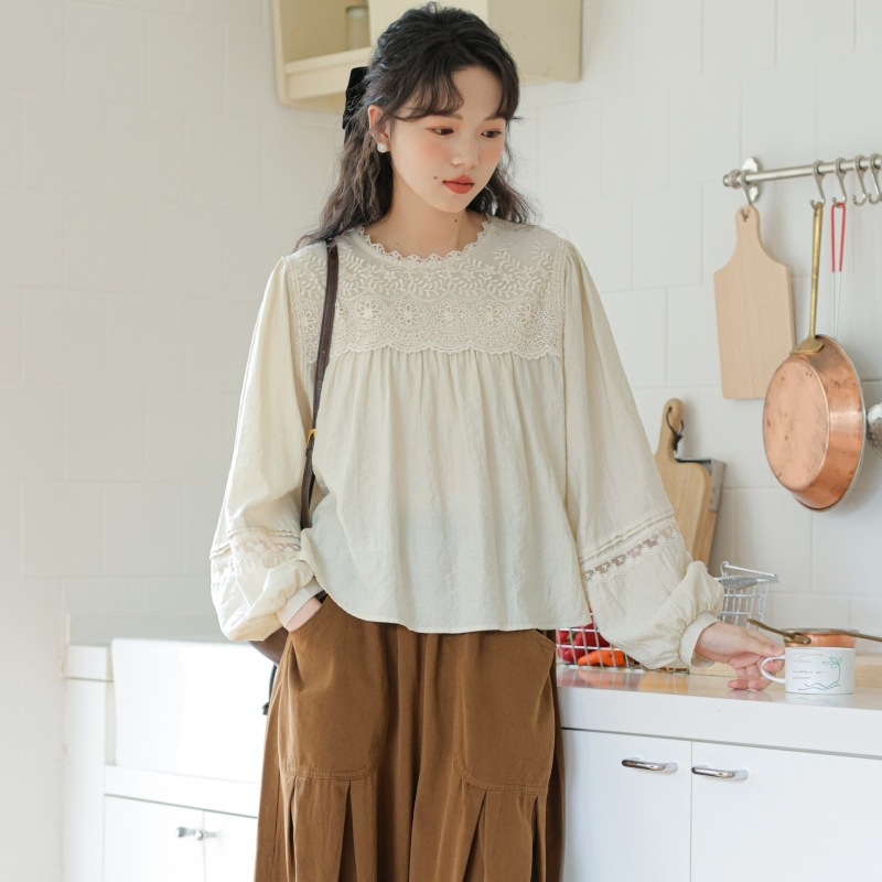 女士日系西裝小花裝飾毛線花朵波浪邊馬甲+蕾絲邊白色襯衫