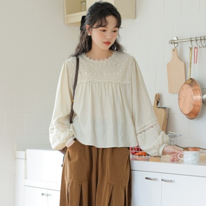 女士日系西裝小花裝飾毛線花朵波浪邊馬甲+蕾絲邊白色襯衫