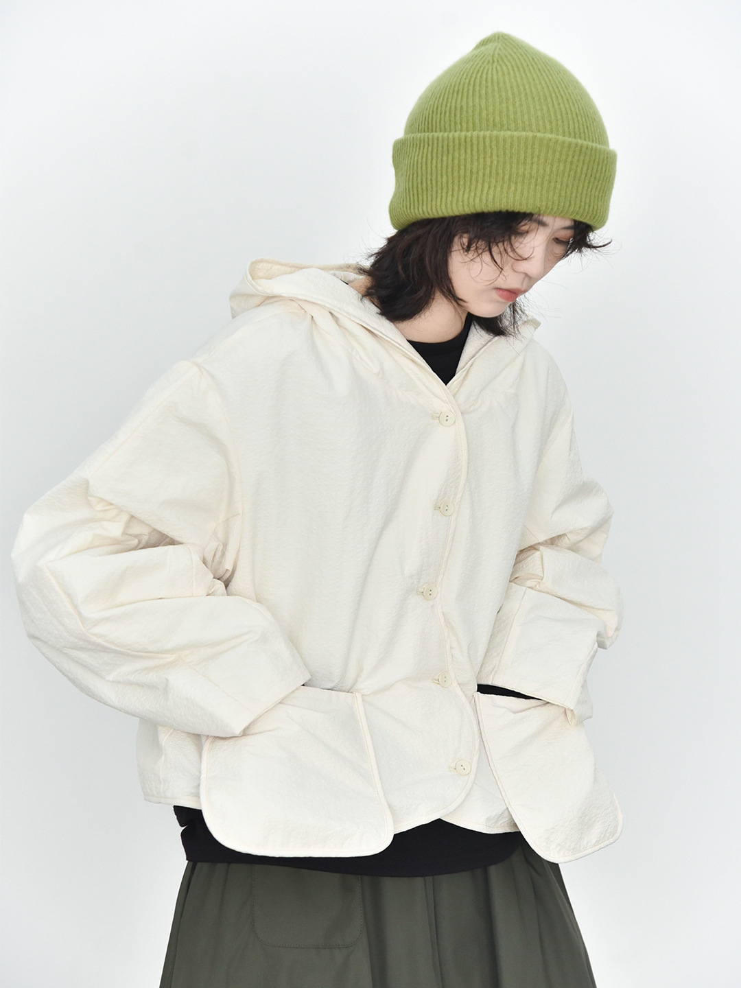 女士冬季廓形立體波浪門襟連帽棉外套