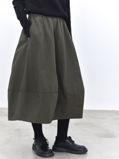 女士冬季立體感廓形夾棉花苞半身裙