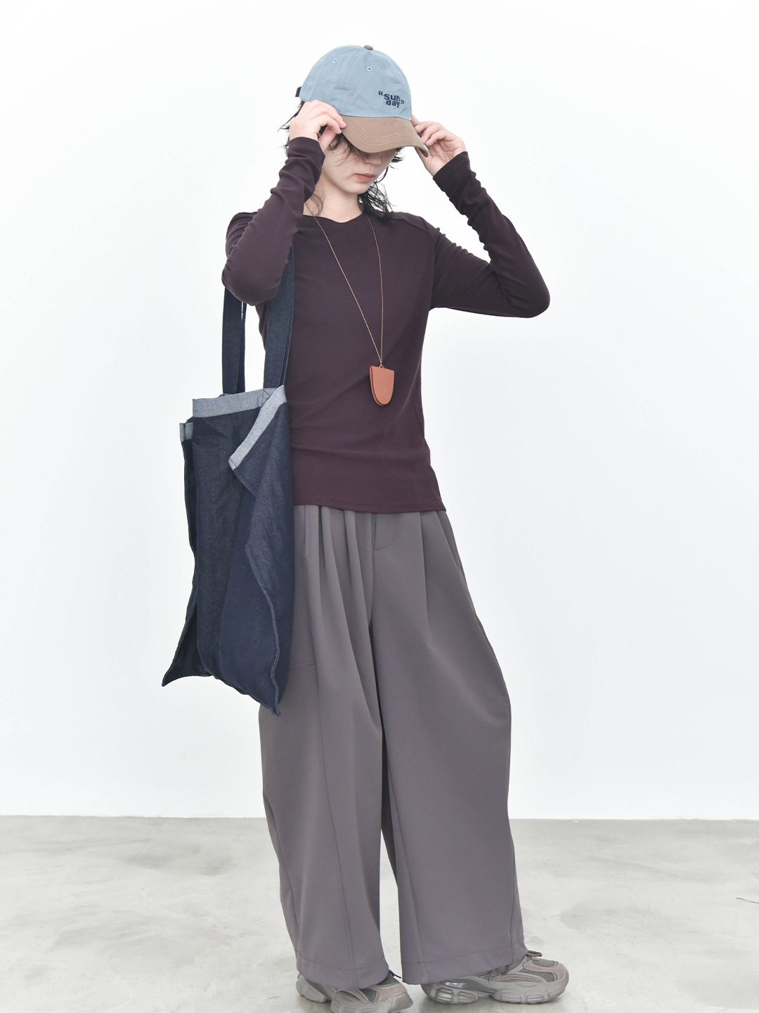 女士春秋軟糯幾件圓領拼縫插肩打底衫