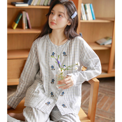 女士圓領秋季雙層棉紗小花圓領長袖長褲居家服