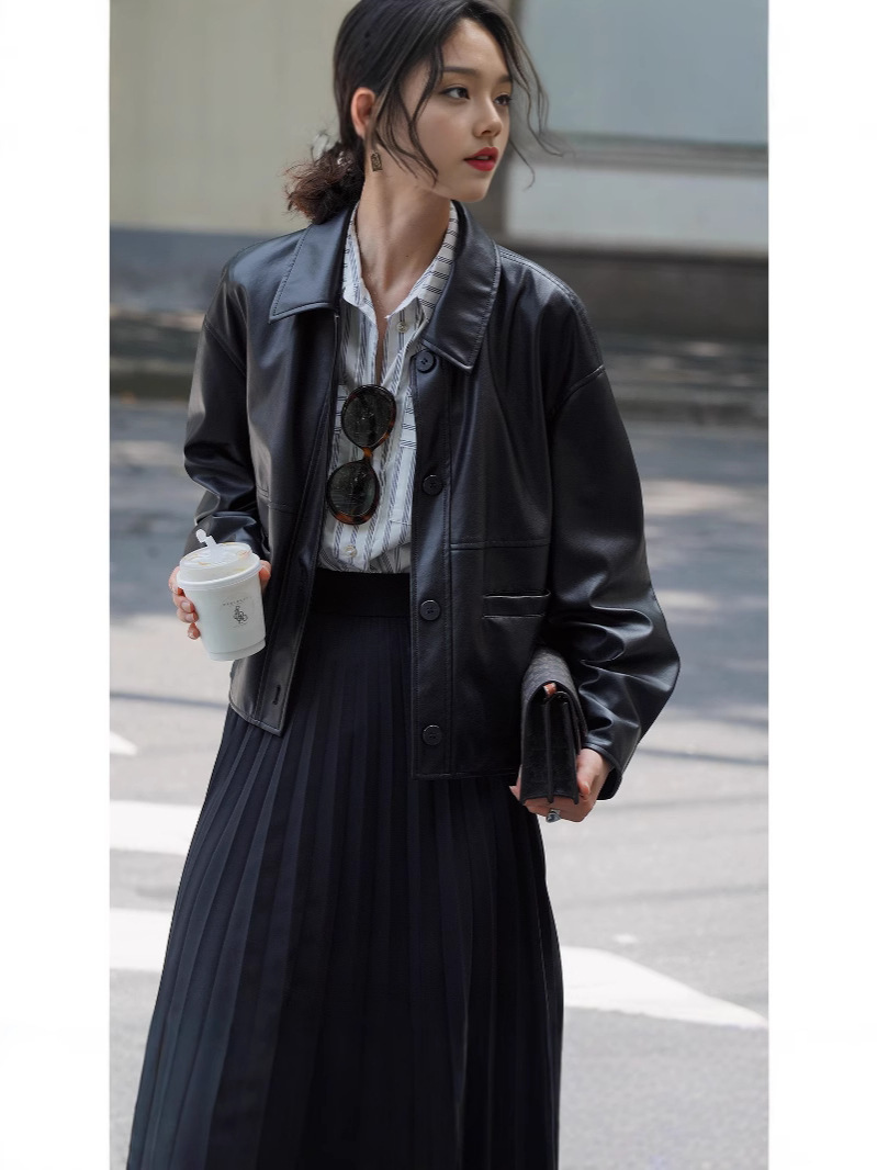 女士春秋pu皮短款外套