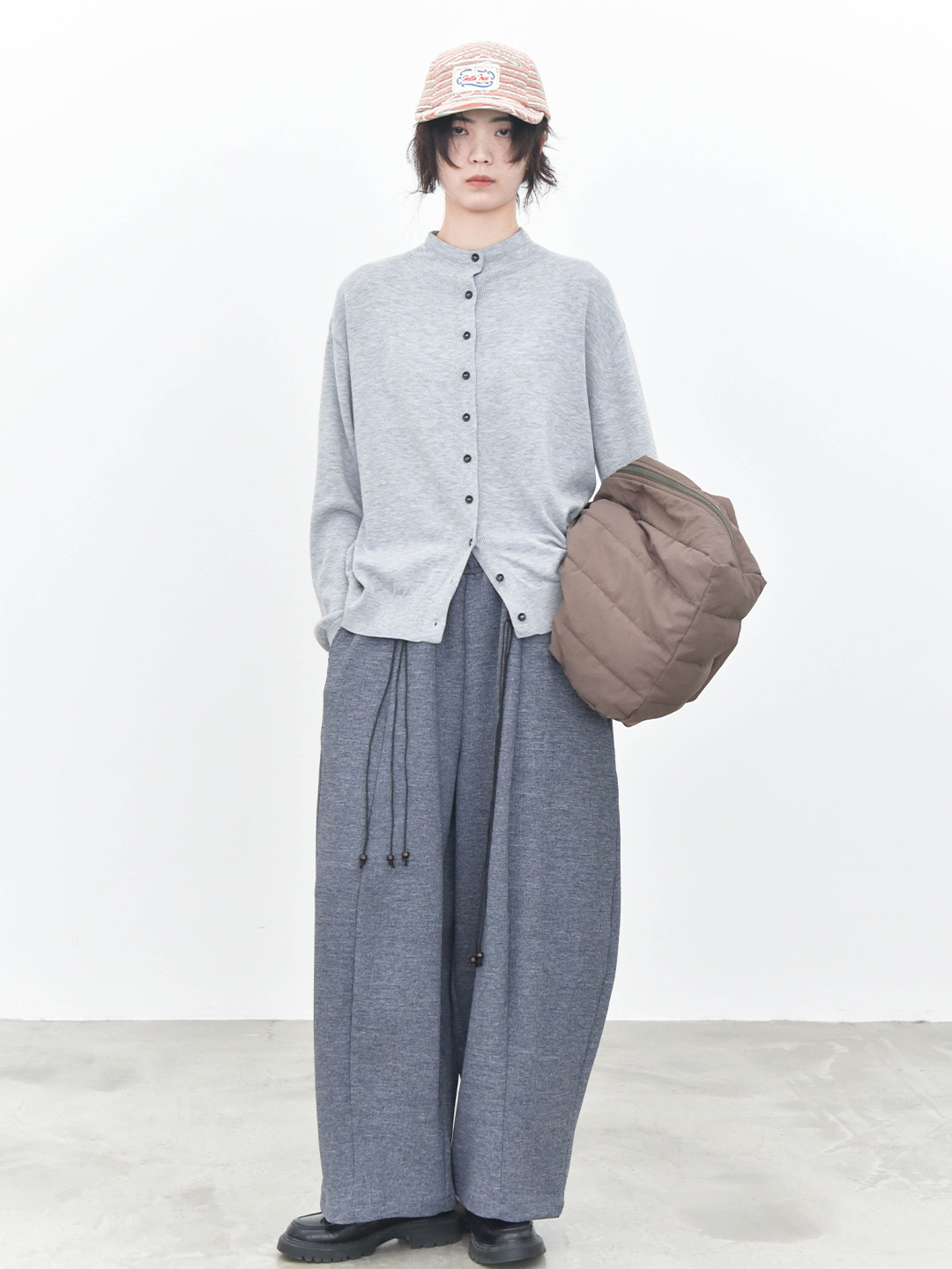 女士春秋溫柔色系羊毛混紡柔軟針織開衫