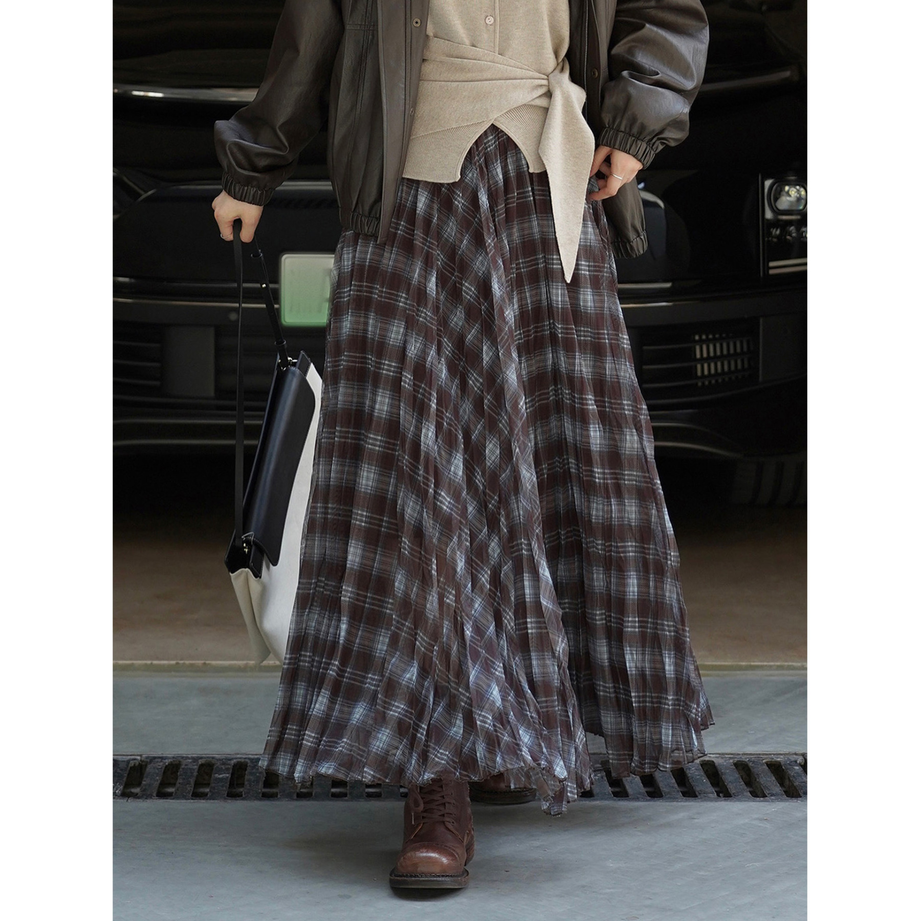 女士秋季法式格子大擺半身裙