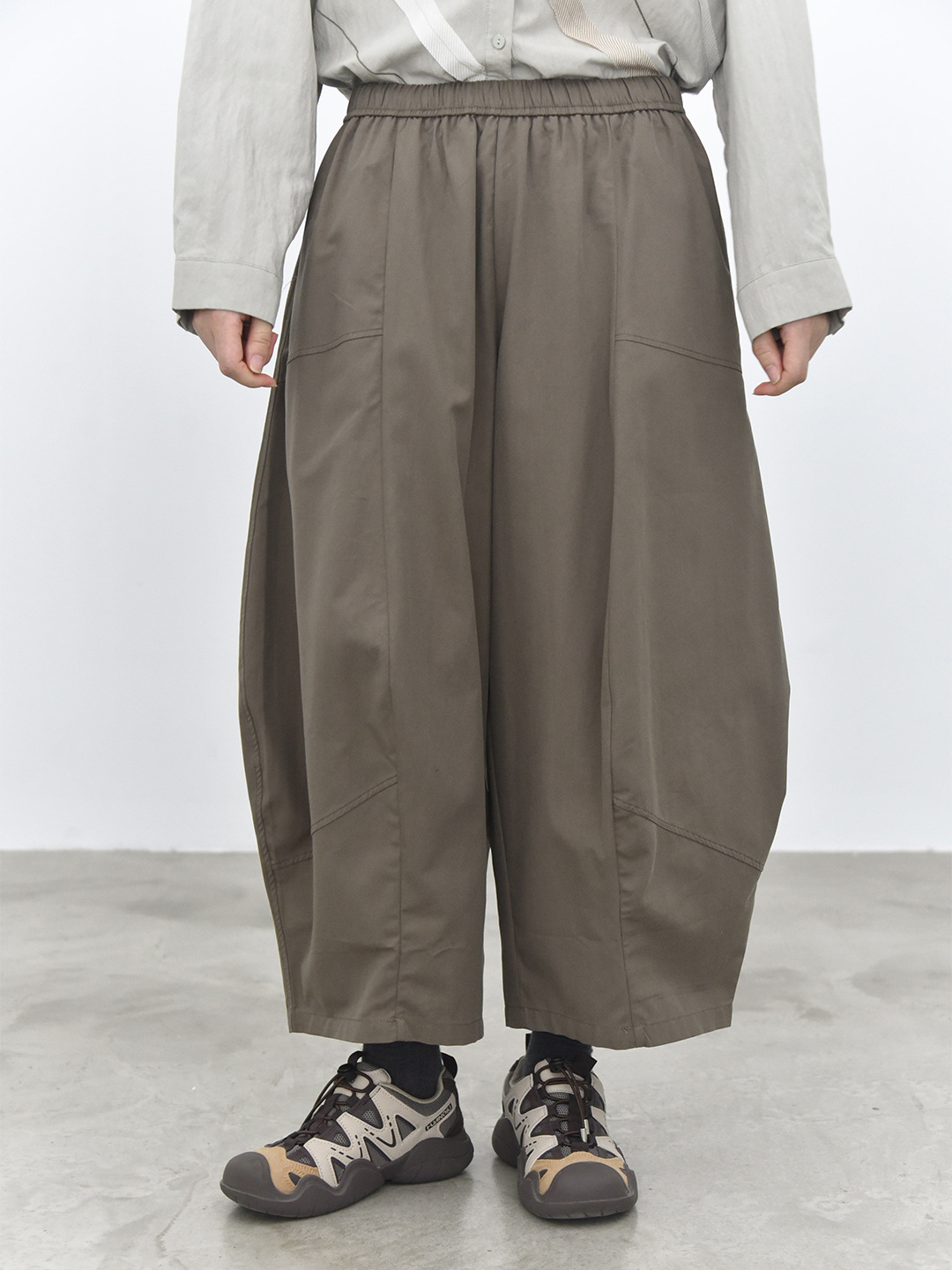 女士春秋立體分割抗皺垂感休閒褲