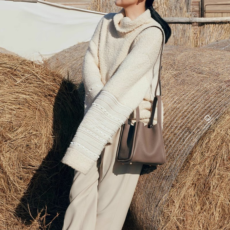 頭層牛皮鎖扣小號菜籃子水桶包