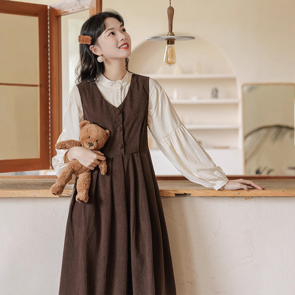 女士秋冬燈芯絨無袖V領背帶連衣裙+長袖襯衫