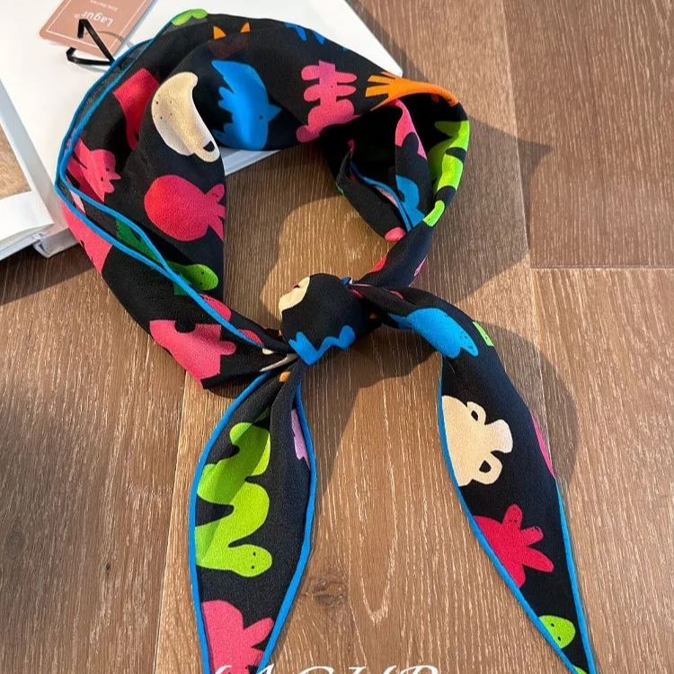 桑蠶絲趣味塗鴉三角絲巾綁髮綁包