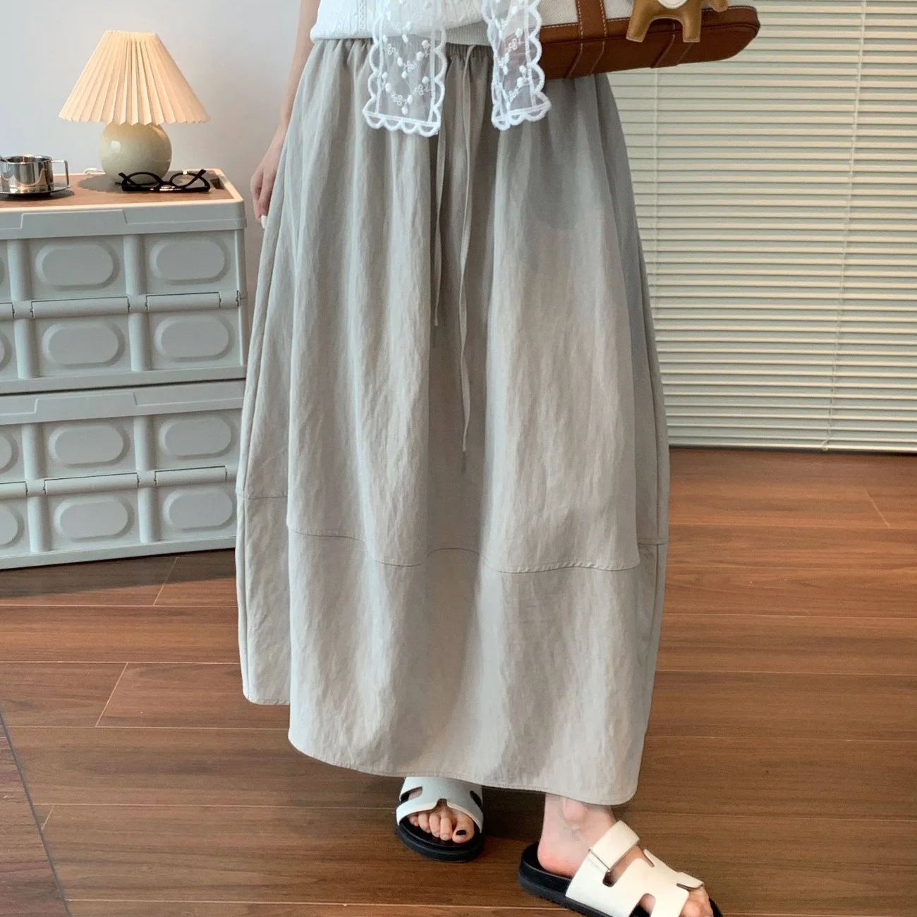 女春夏天絲白色花苞裙