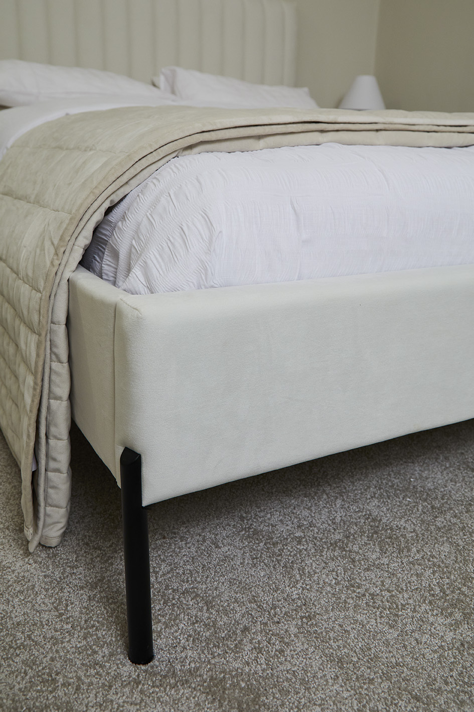 Huntington Ecru Fabric Bed