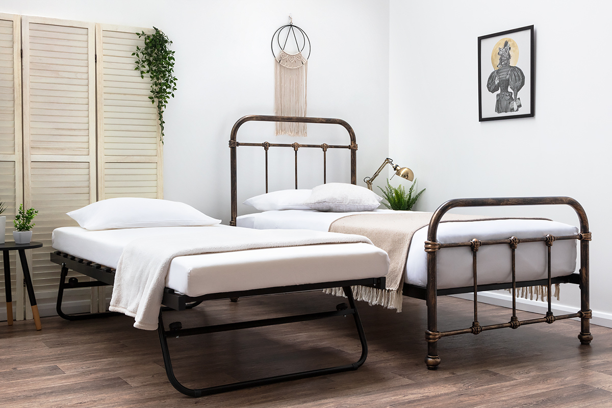Burford Victorian Metal Bed