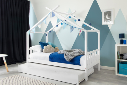 Charlie Kids White Wooden House Bed