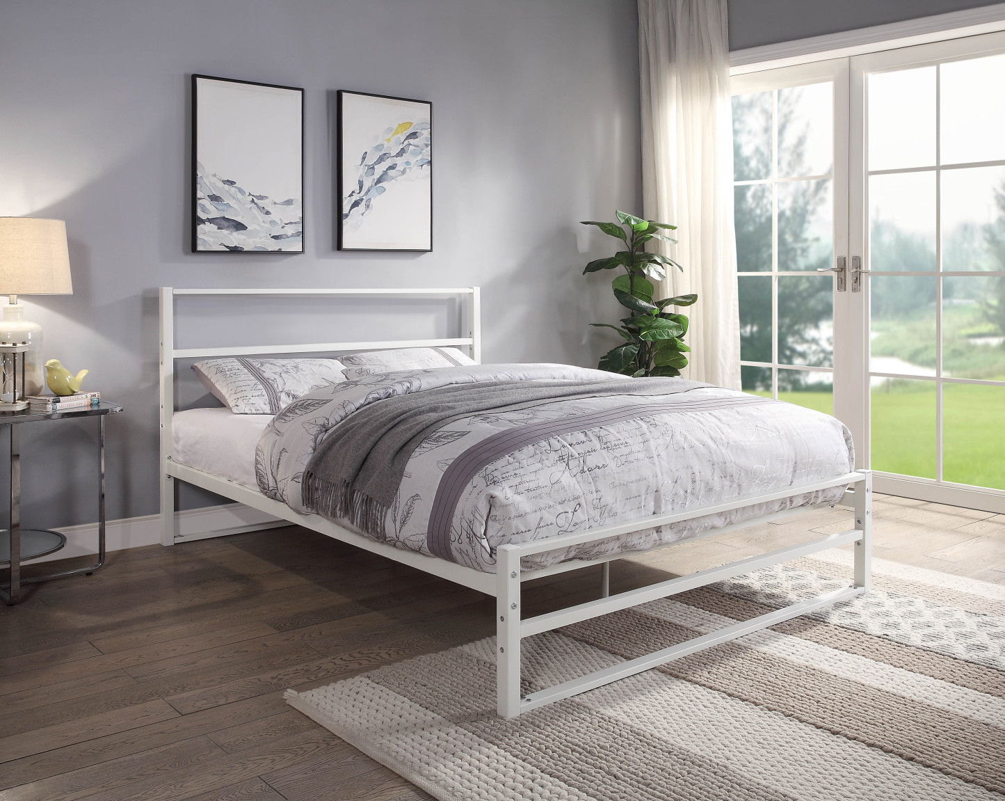 Hartfield White Metal King Bed