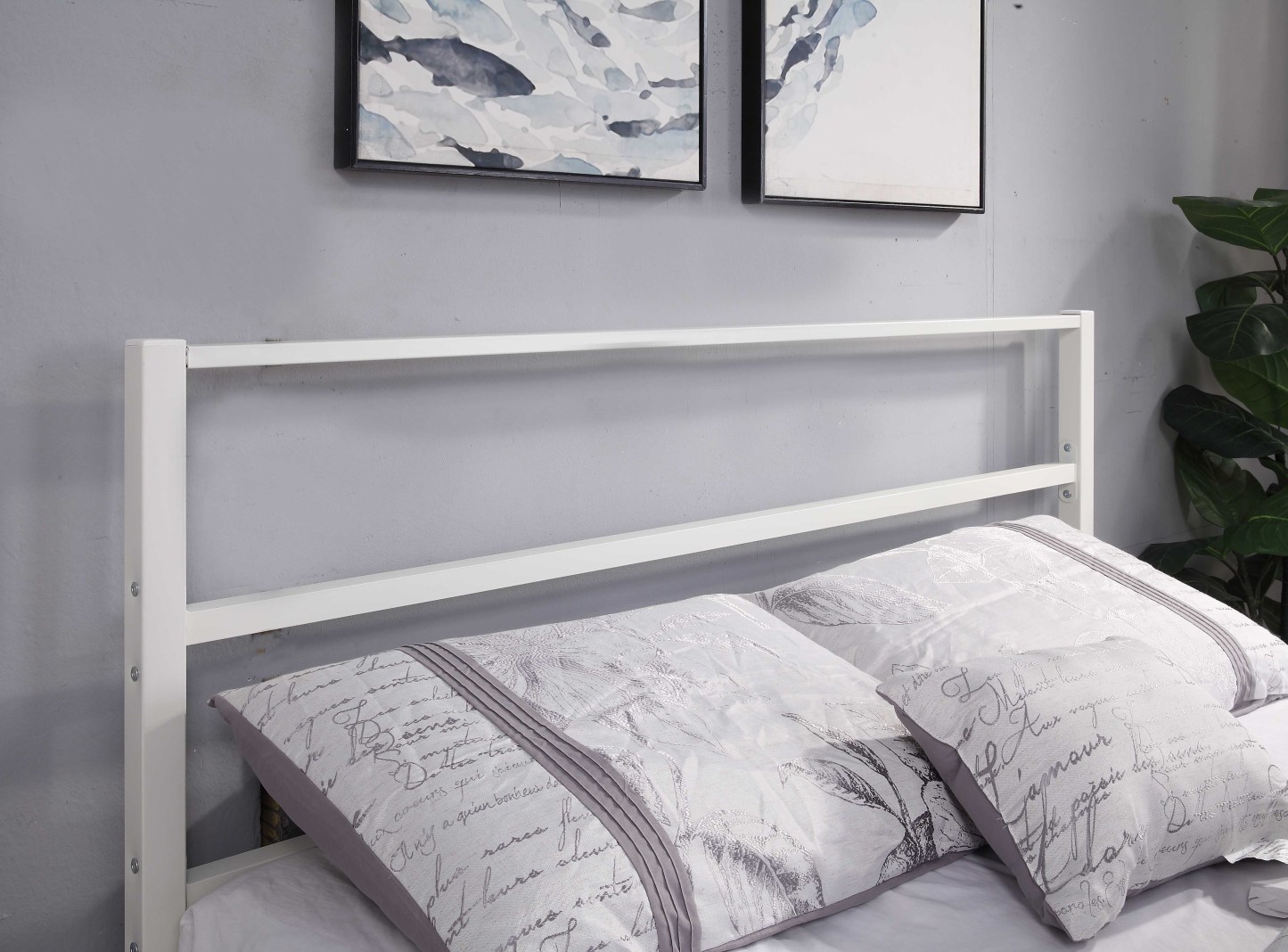 Hartfield White Metal King Bed