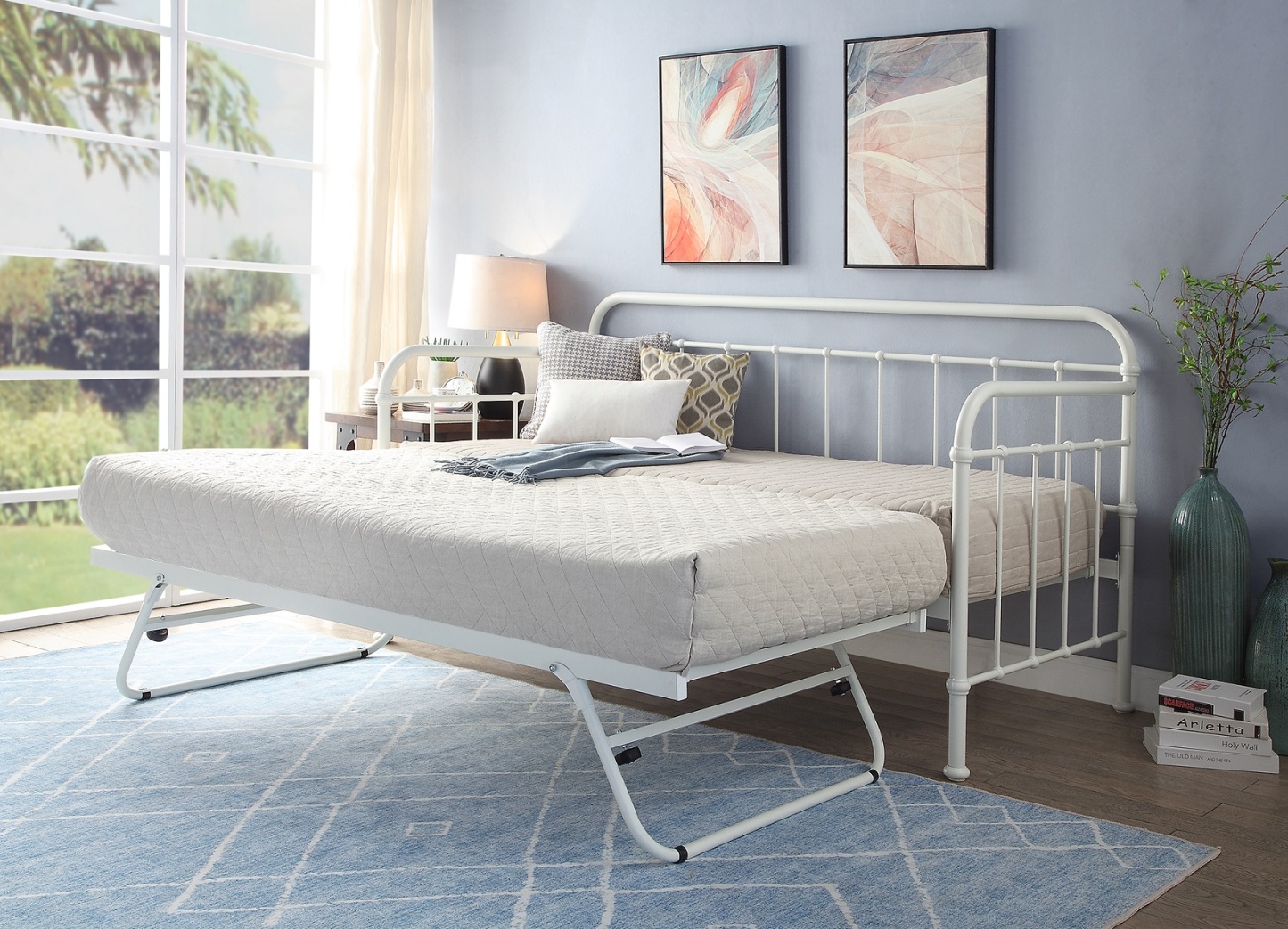 Harlow White Metal Day Bed With Trundle