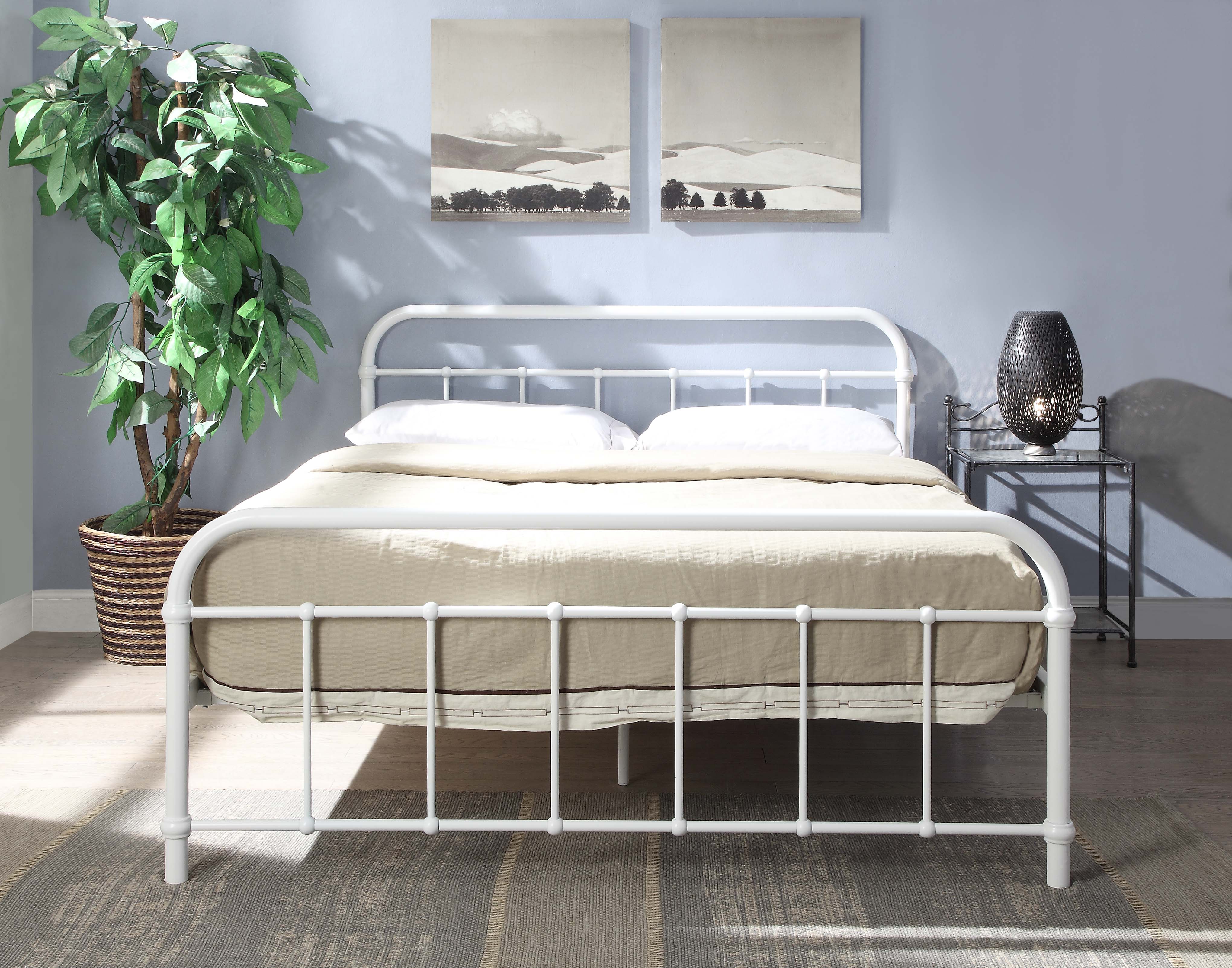 Henley Victorian White Metal Bed