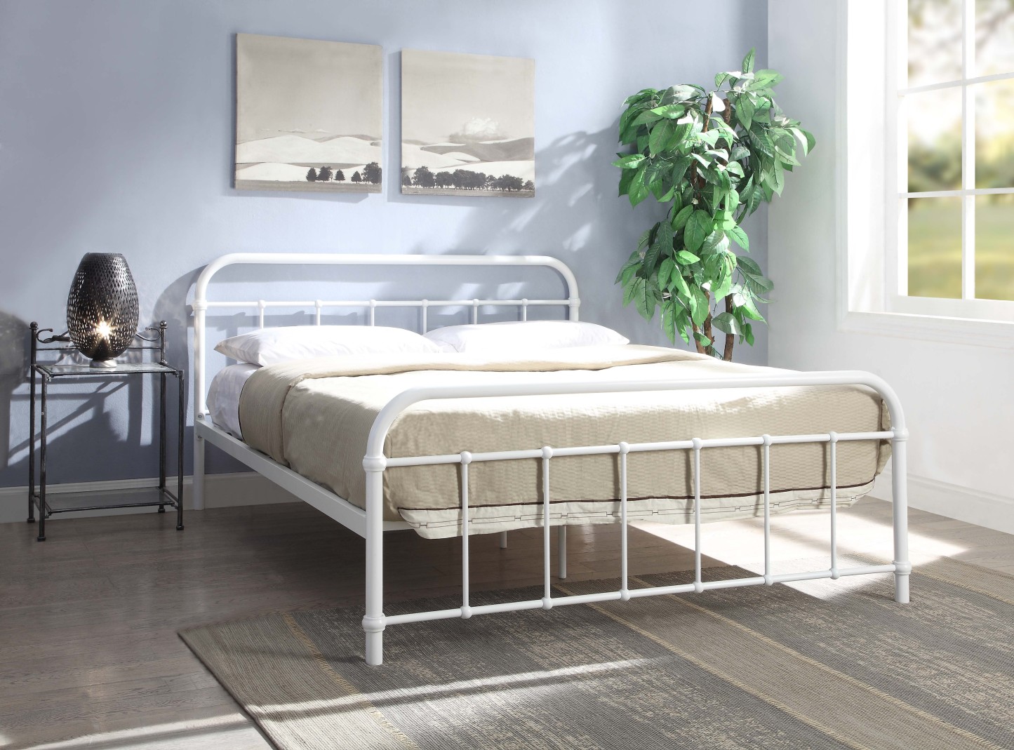 Henley Victorian White Metal Bed