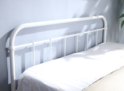 Henley Victorian White Metal Bed