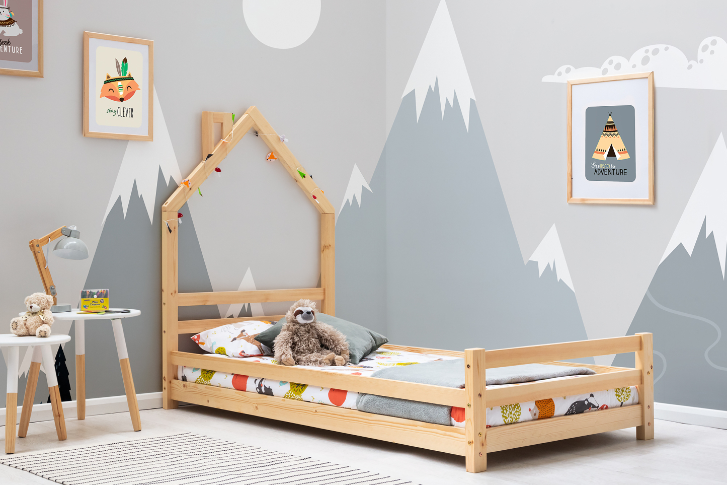 Juni Kids Pine Wooden House Bed