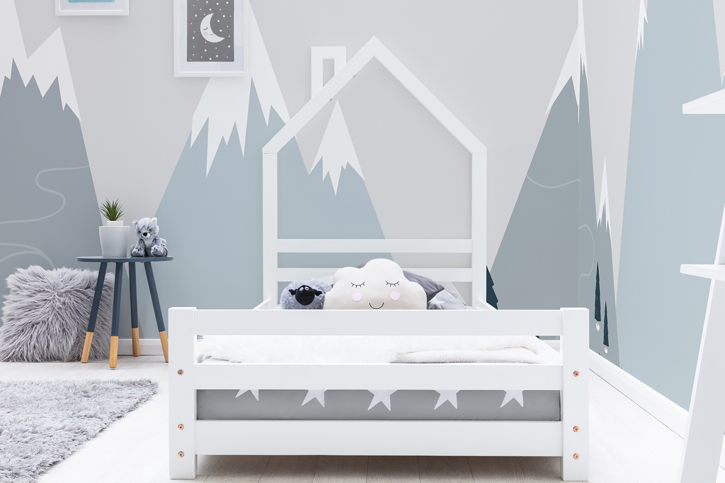 Juni Kids White Wooden House Bed