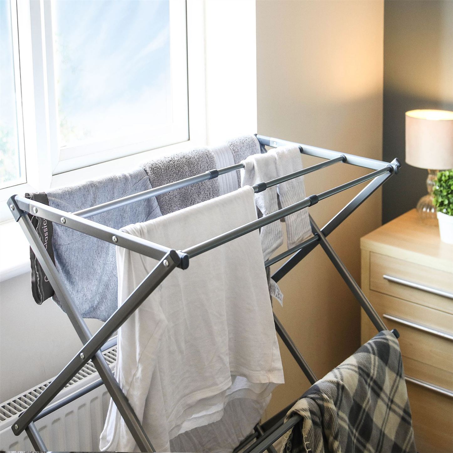 Expandable Folding Clothes Drying Airer | M&W