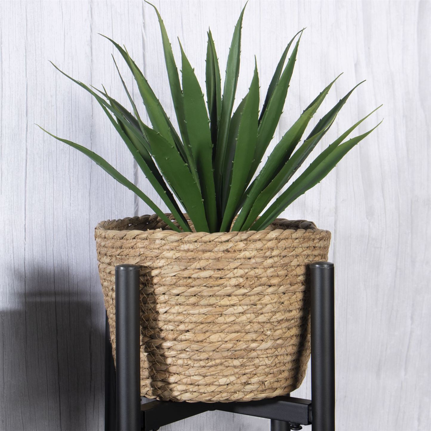 Metal Adjustable Plant Stand | M&W