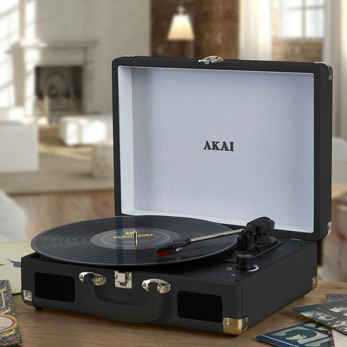 Akai Retro Bluetooth Rechargeable Turntable Black Faux Leather Case