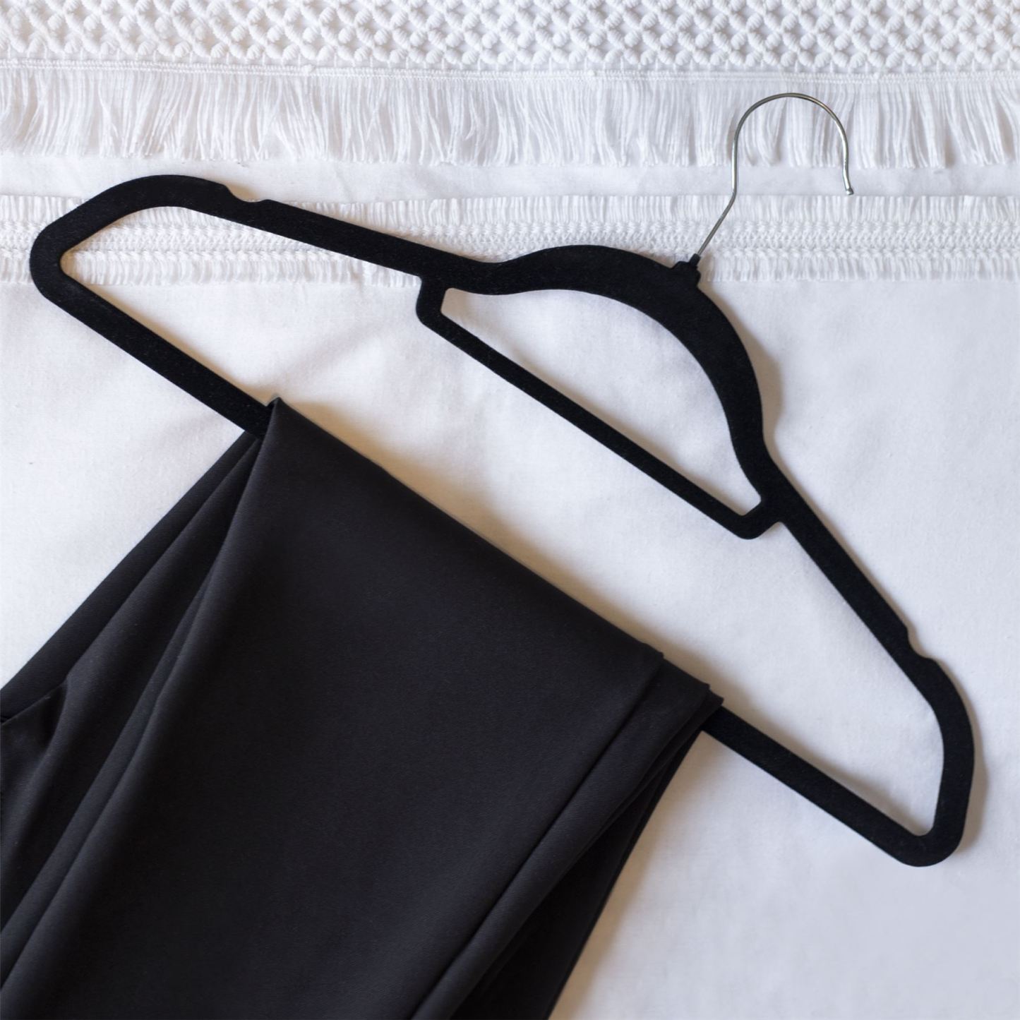 Velvet Coat Hangers Black - Pack of 50 | M&W