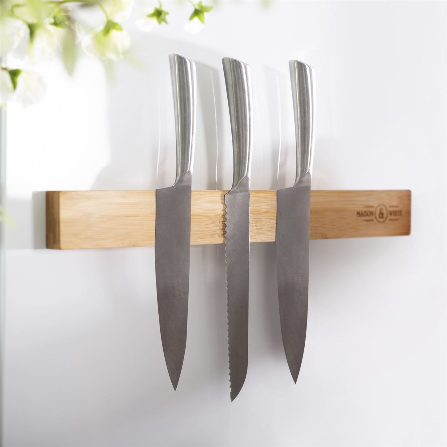 Bamboo Magnetic Knife Bar | M&W