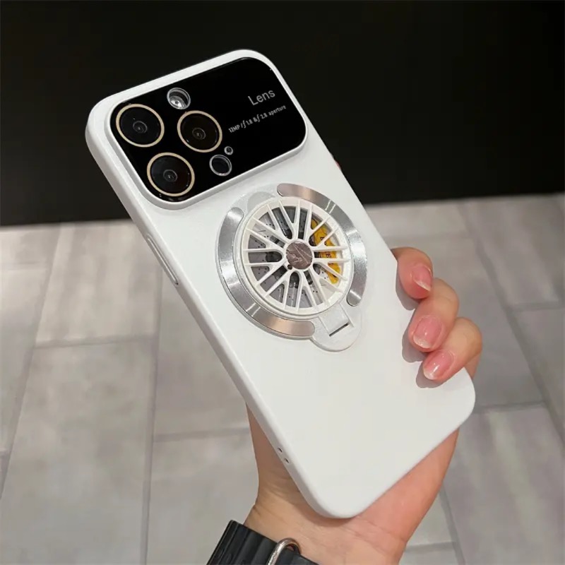 Lens protection rotating gyroscope magnetic phone case