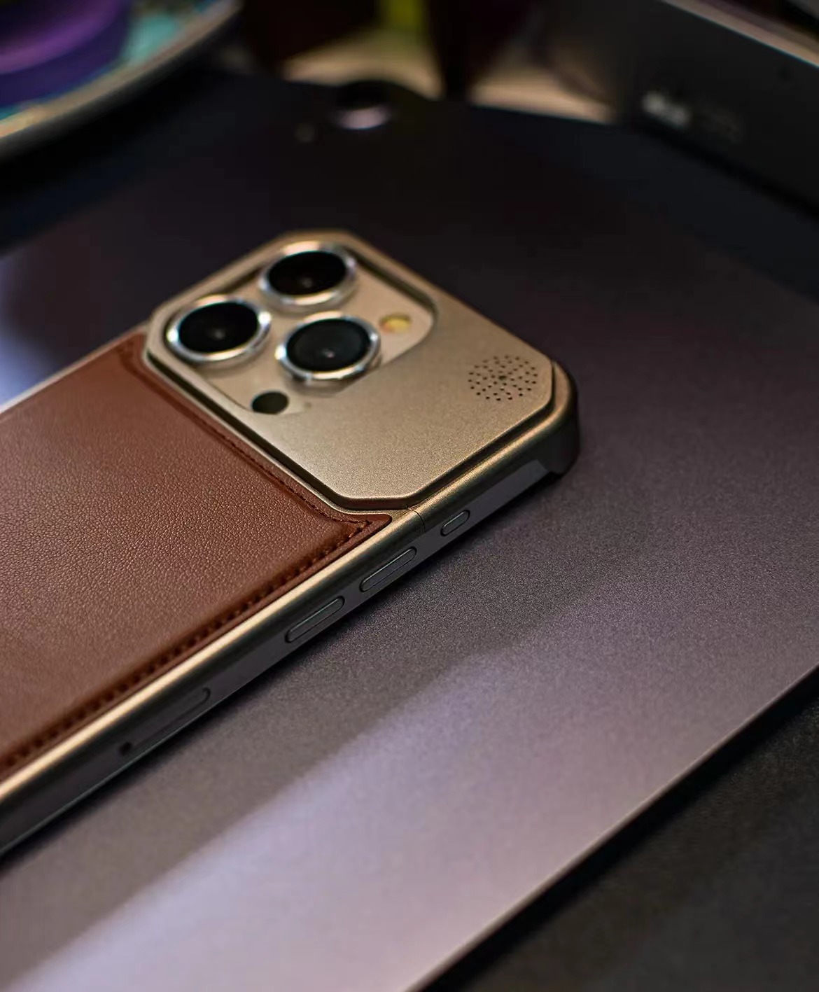 New leather metal aromatherapy phone case