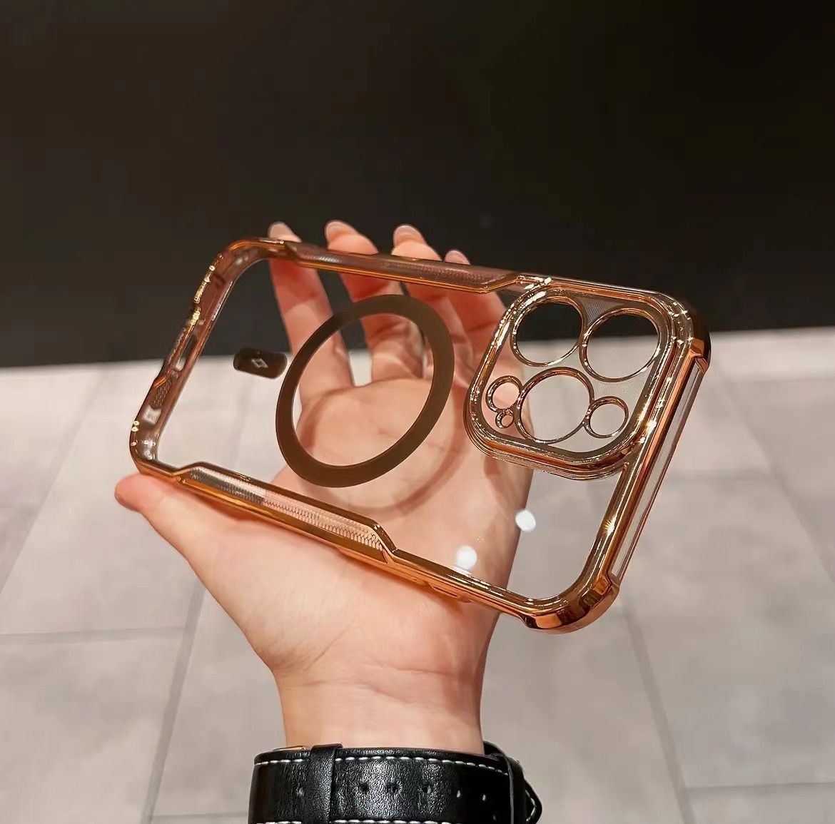 Electroplated Slim Waist Anti-fall Magnetic Phone Case