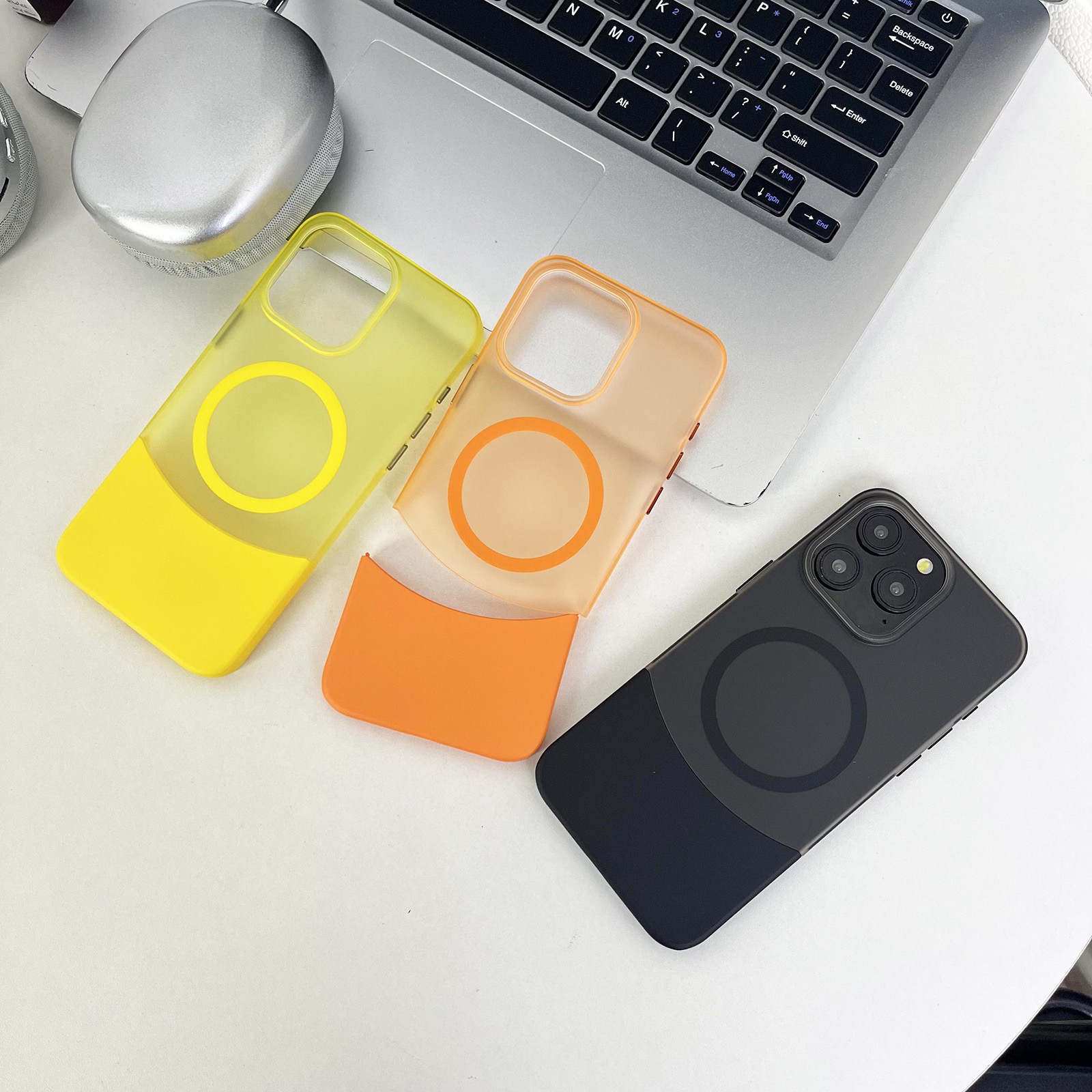 Frosted 2-in-1 Spliced Magnetic Phone Case