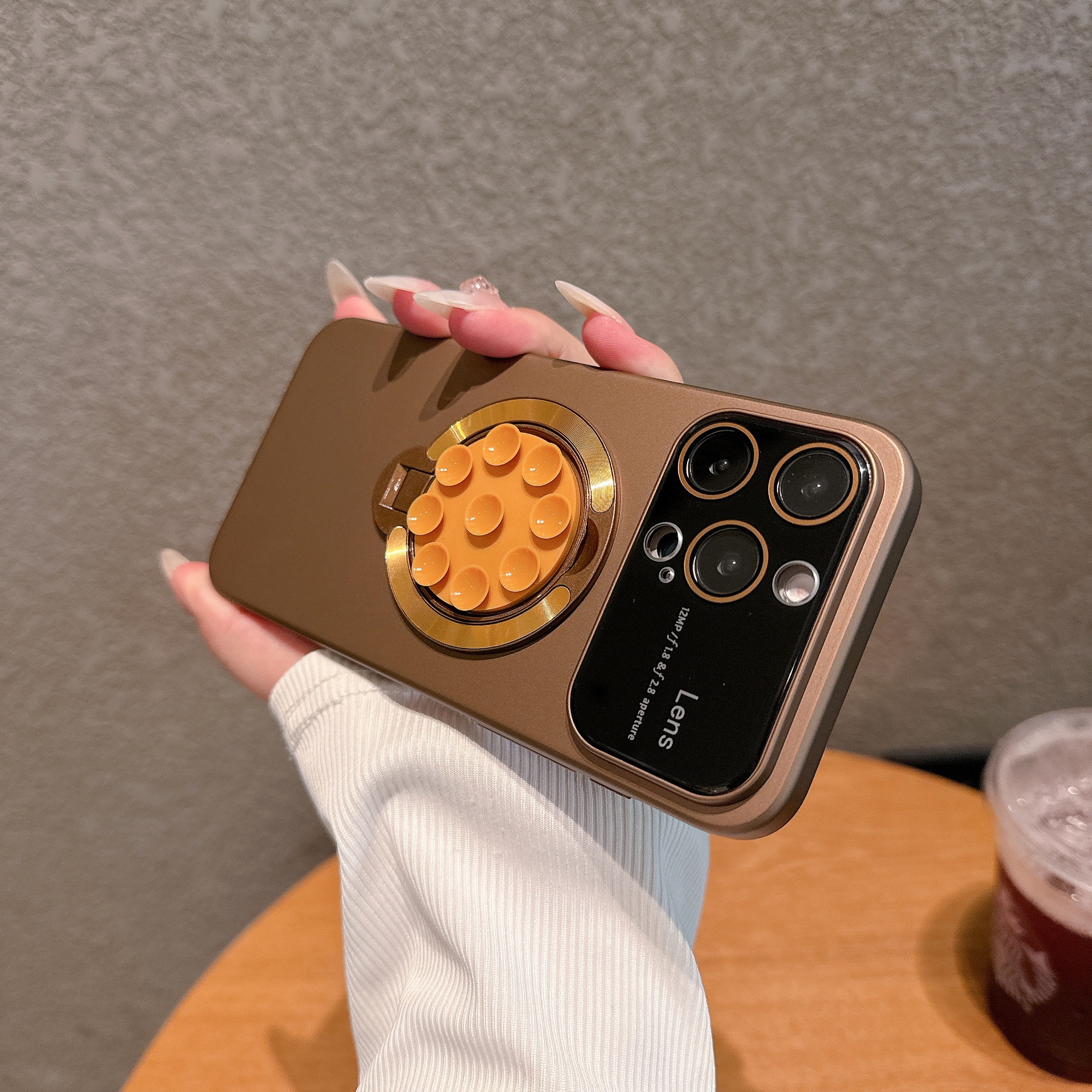 Large window lens protection suction cup magnetic stand phone case