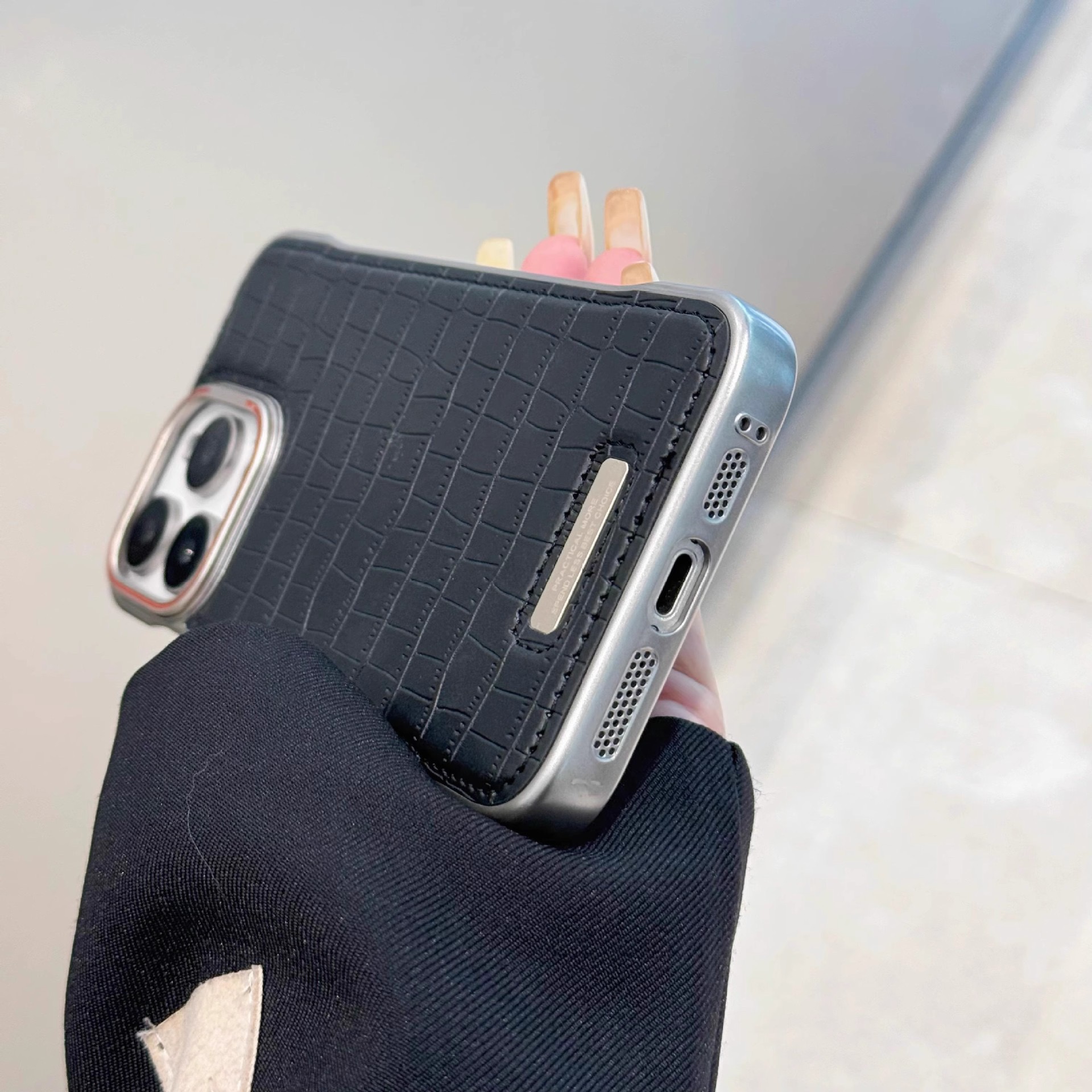 Frameless Leather Magnetic Phone Case